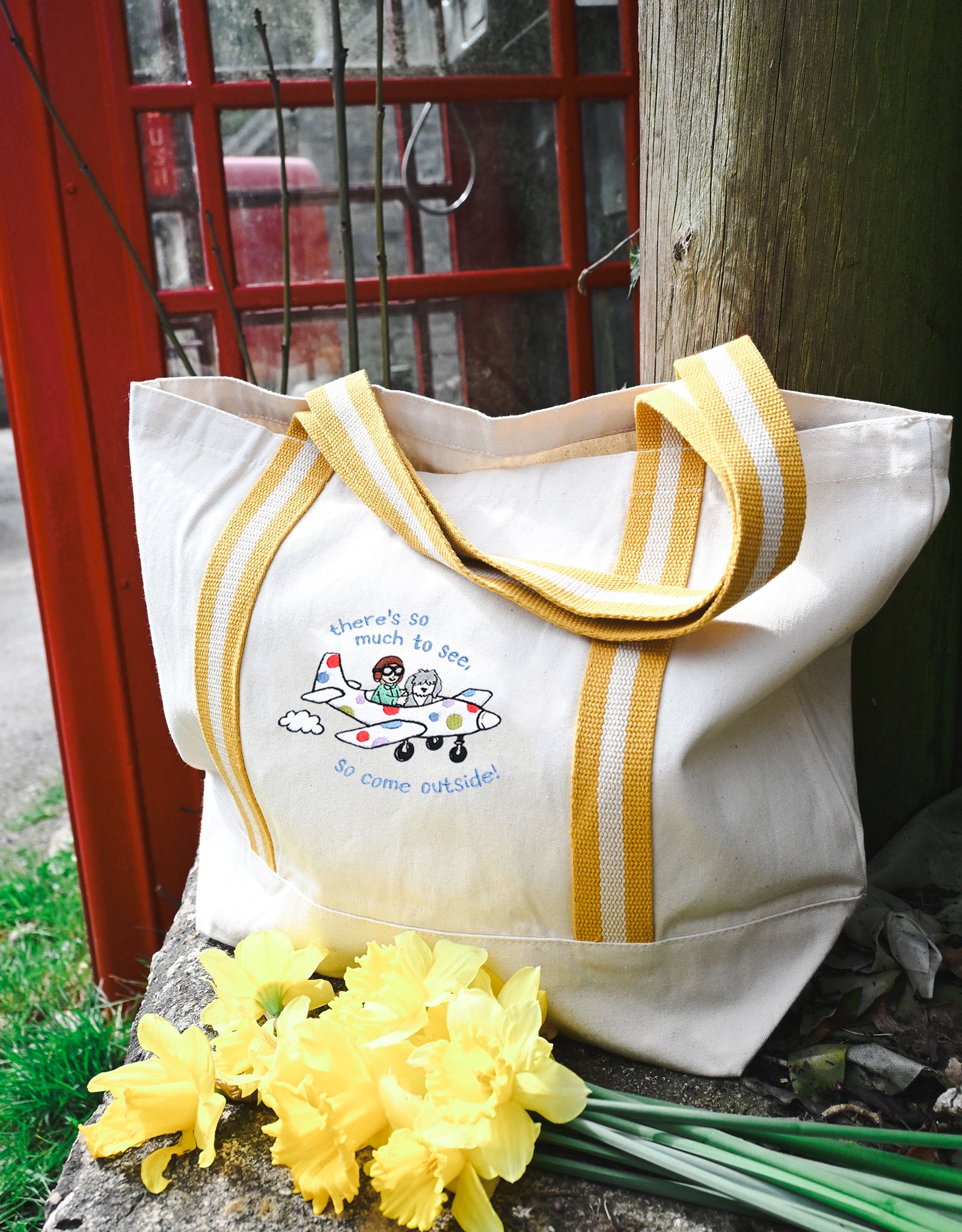 Come Outside Embroidered Boat Bag