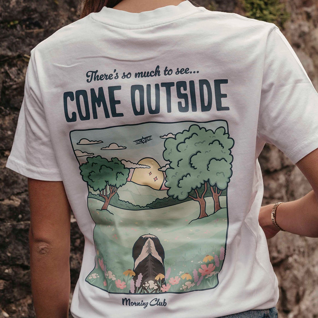 ComeOutsideWhiteT-Shirt2_60110b64-4b65-4d44-84d0-1a8522005003.jpg