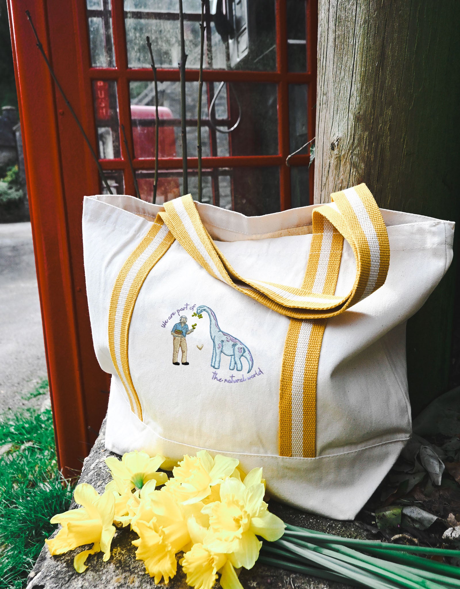 David & Dino Embroidered Boat Bag