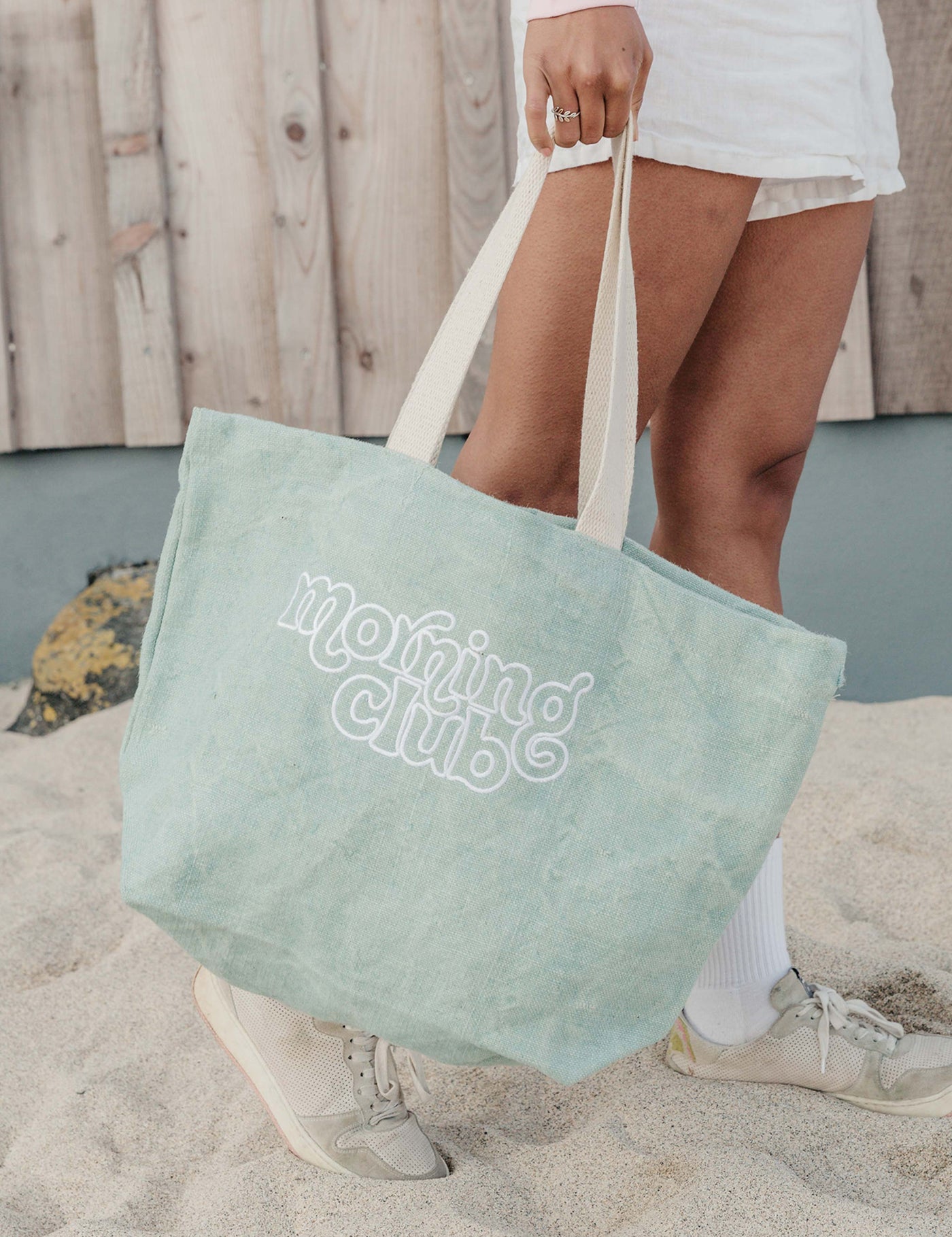 EssentialLagoonBeachBag1.jpg