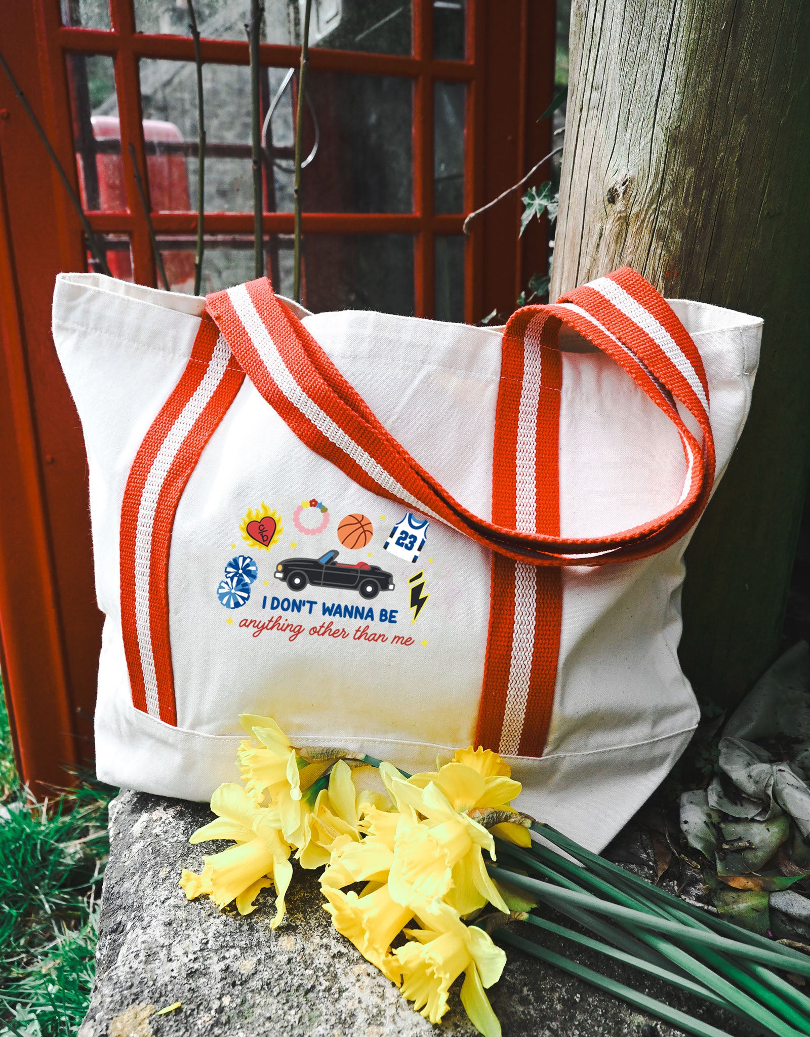 Tree Hill Embroidered Boat Bag